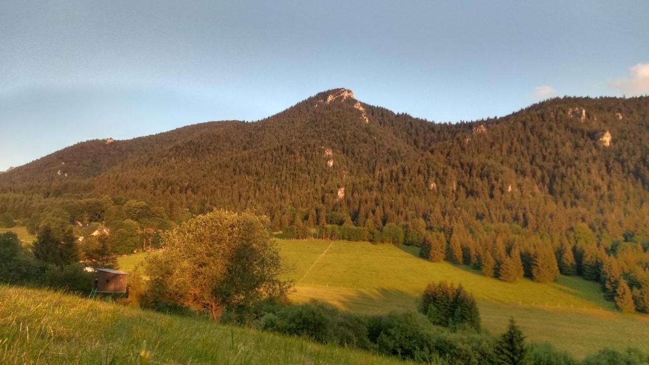 Apartmany Pod Rozsutcom - Zatkov Dvor - Prijazd Do Ubytovania Autom S Pohonom 4X4 Terchova Bagian luar foto