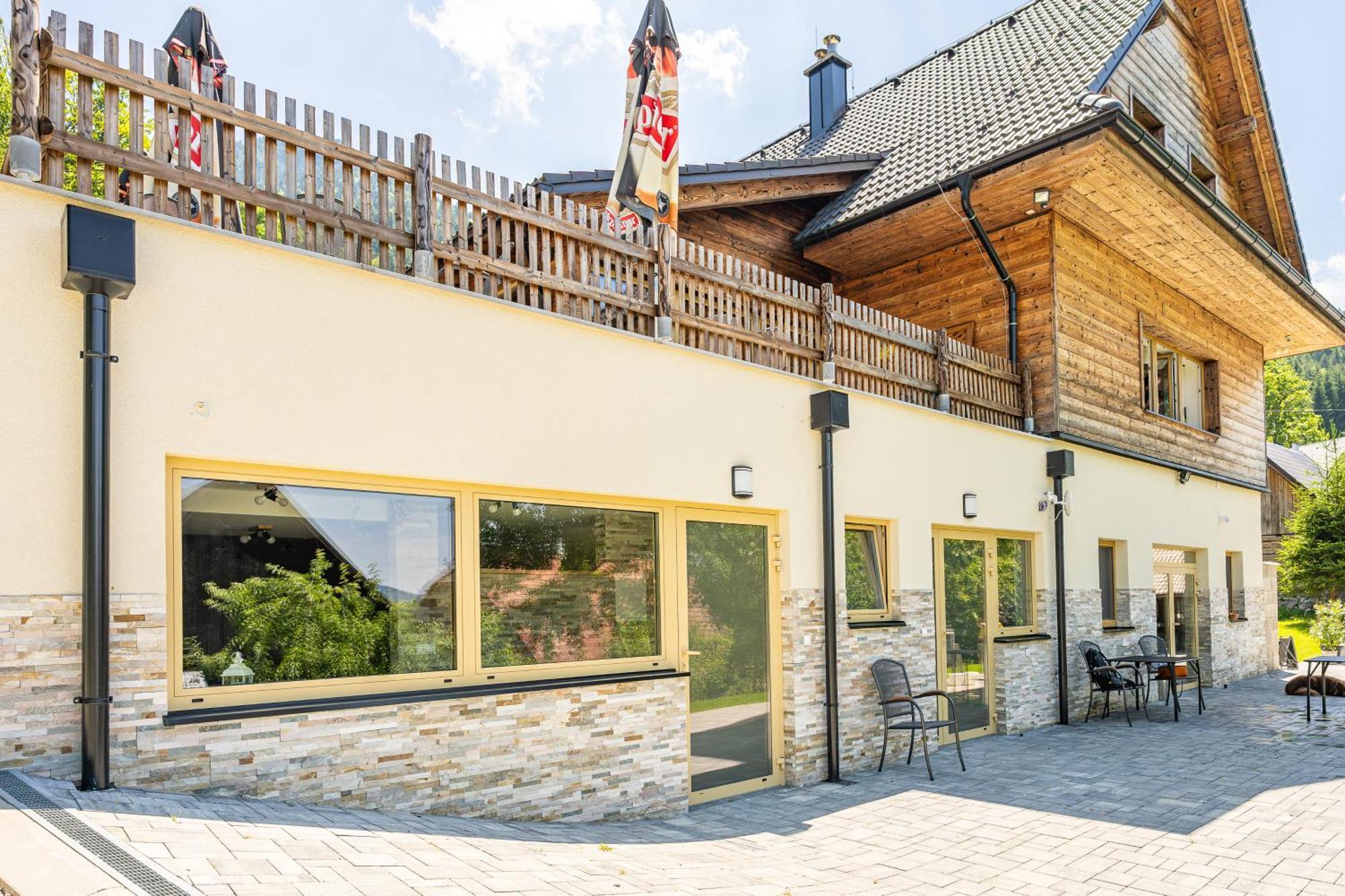 Apartmany Pod Rozsutcom - Zatkov Dvor - Prijazd Do Ubytovania Autom S Pohonom 4X4 Terchova Bagian luar foto